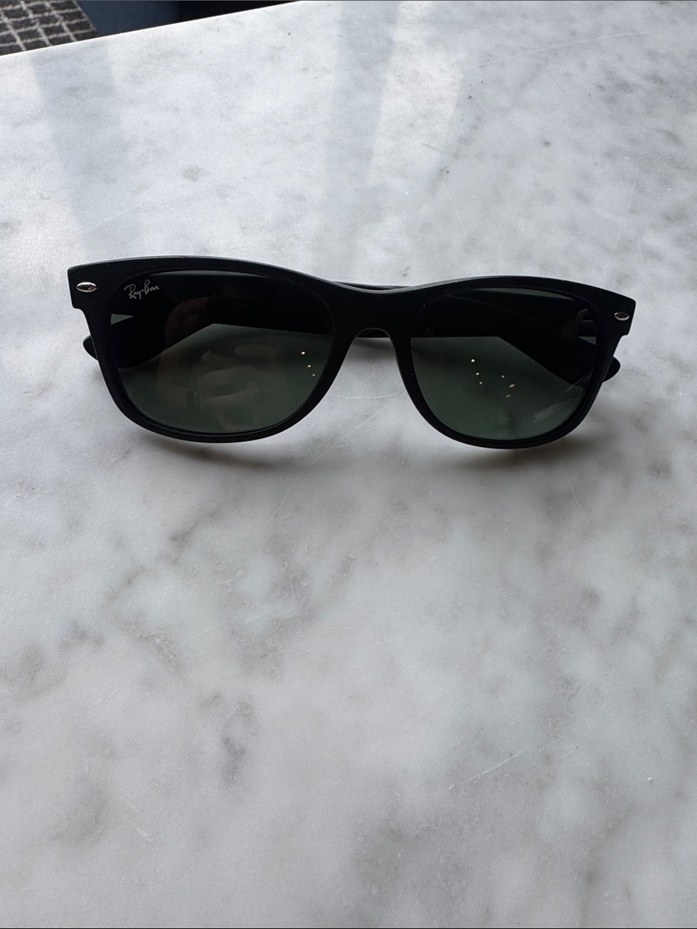Ray-Ban Black - New Wayfarer